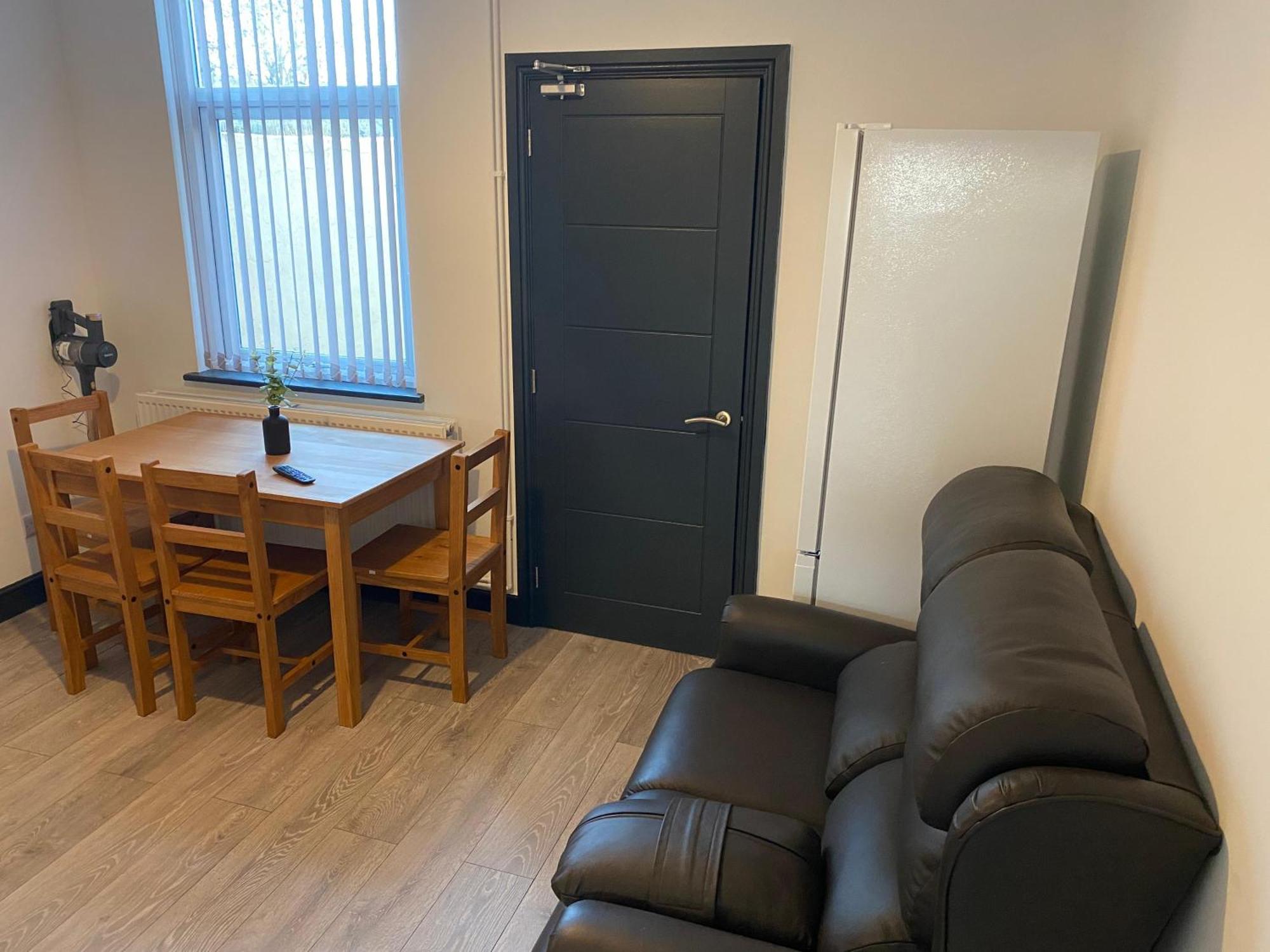 Houghton Guest House 1 Stoke-on-Trent Eksteriør bilde